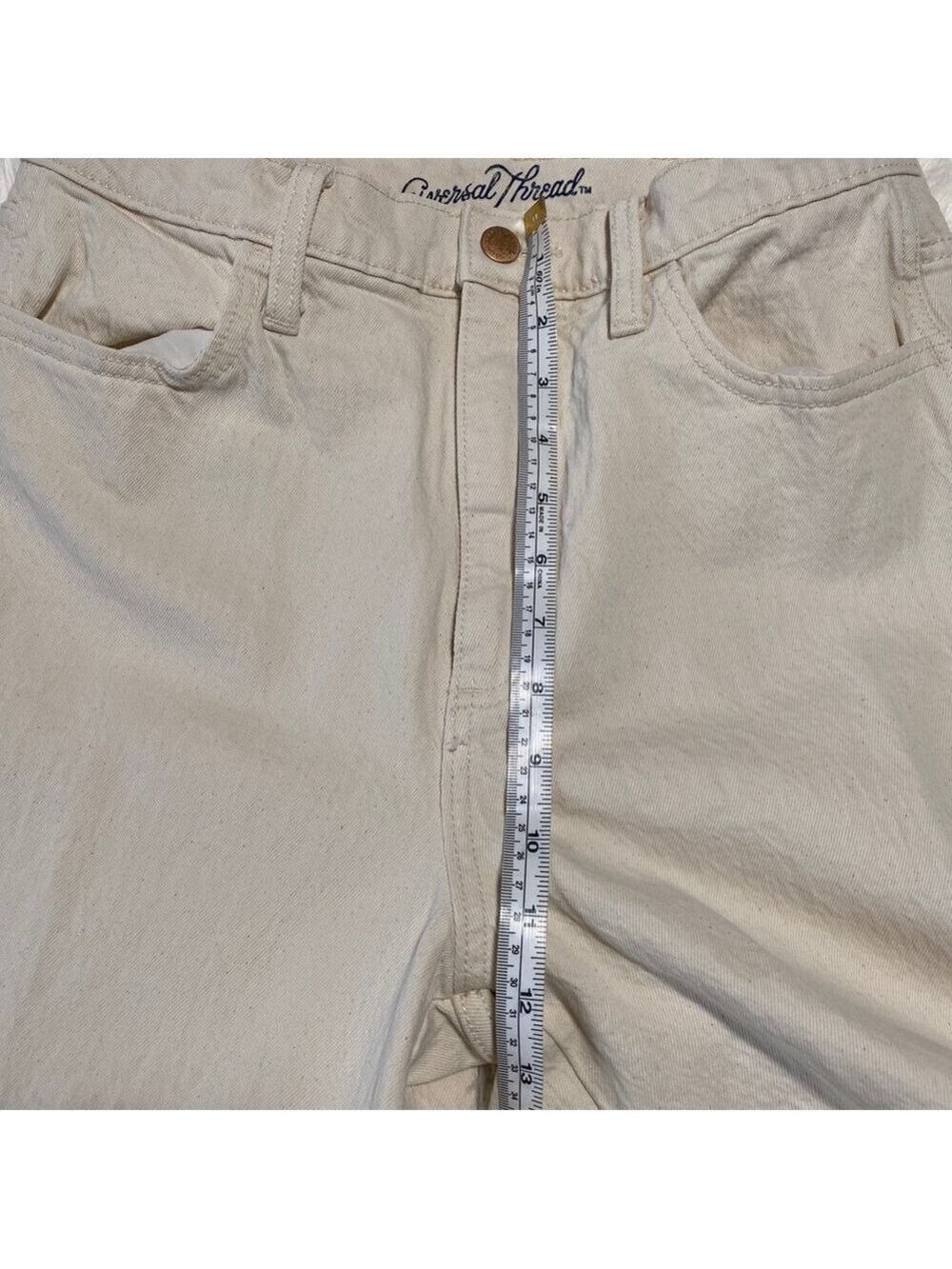 Universal Thread woman’s Straight Leg Jeans Size 8 Beige - Picture 6 of 10